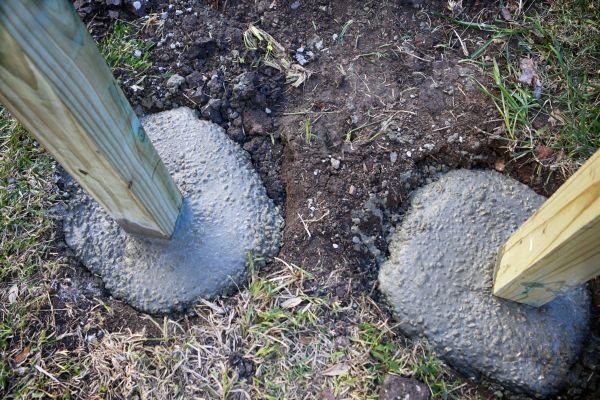 Fence Post Repair Service
